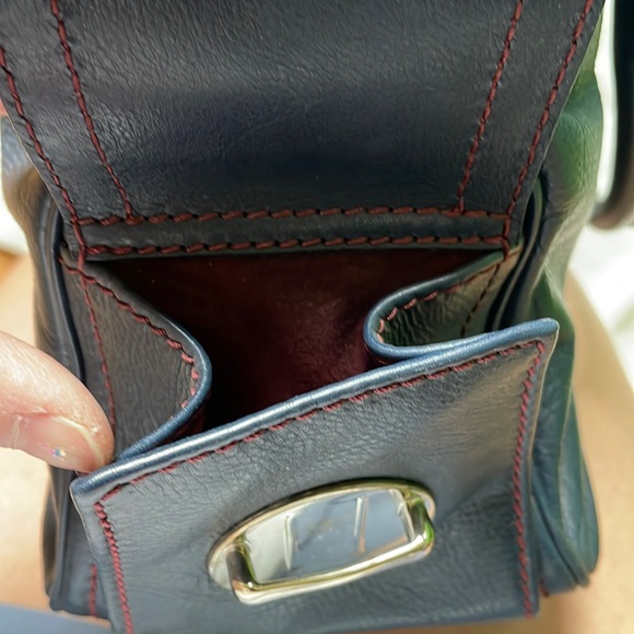 Marc Jacobs leather top handle / shoulder bag. Navy with dark red top stitch - Picture 10 of 16